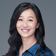 R. Stephanie Huang headshot